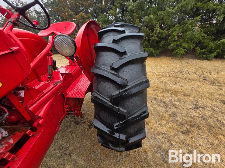 1948-massey-ferguson-44-image-17