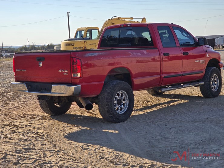 2006-dodge-ram-2500-image-3