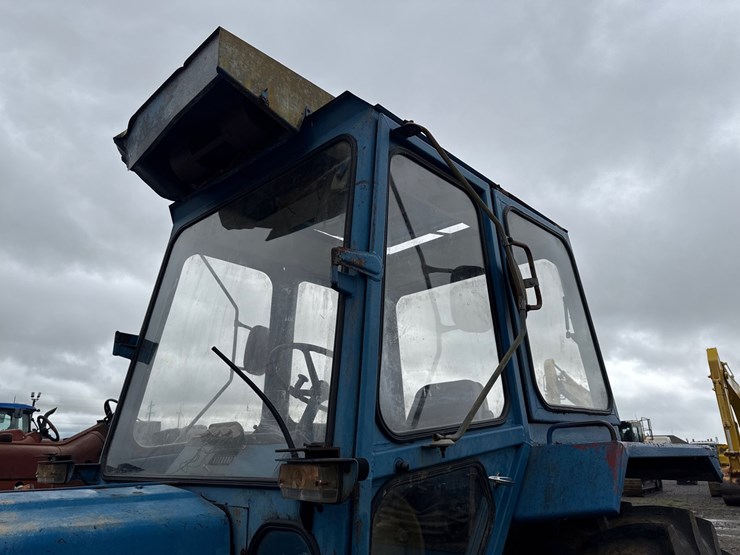 ford-7600-image-22