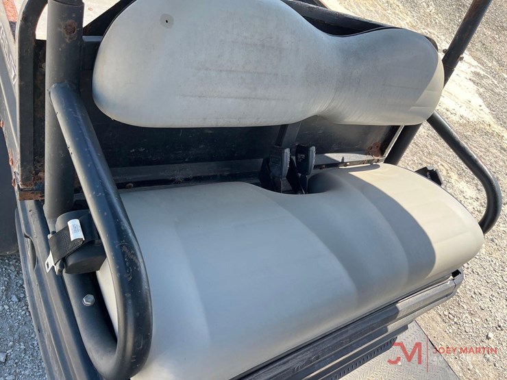 2019-club-car-carryall-1700-image-8