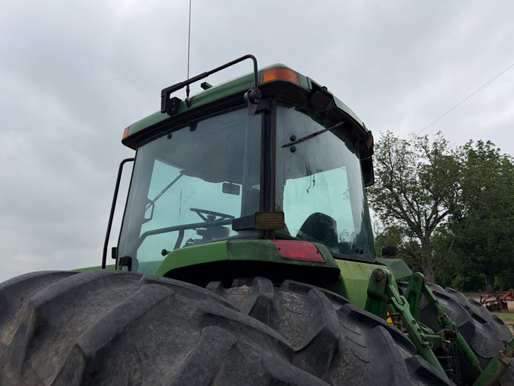 1996-john-deere-8400-image-24