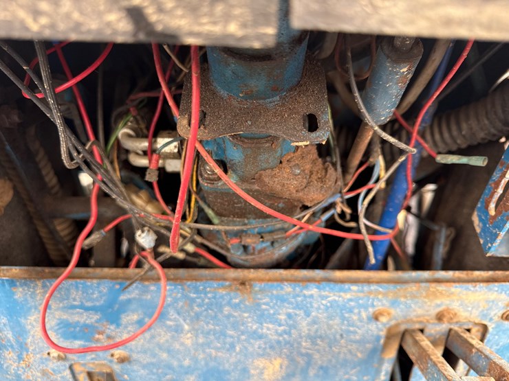 ford-7600-image-56