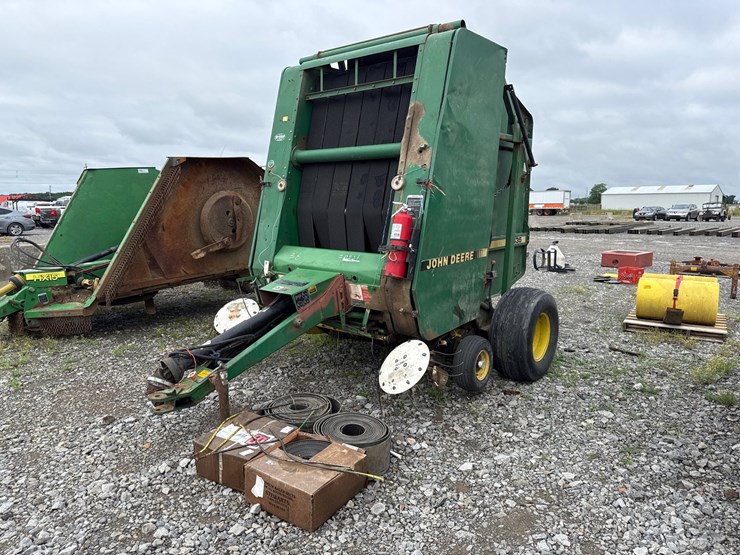 john-deere-435-image-1