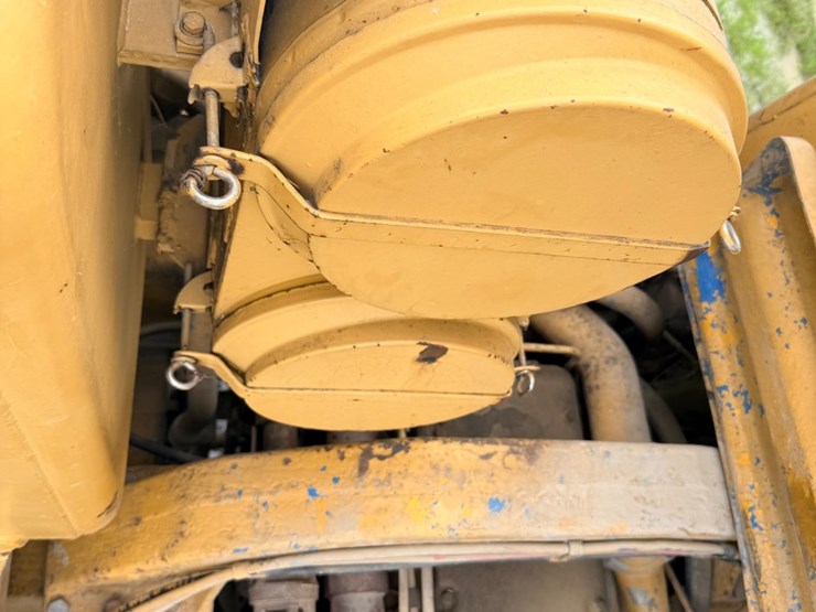 1972-caterpillar-769-image-45