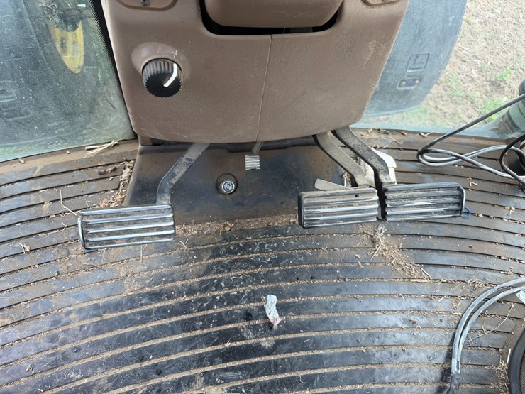 1996-john-deere-8400-image-66