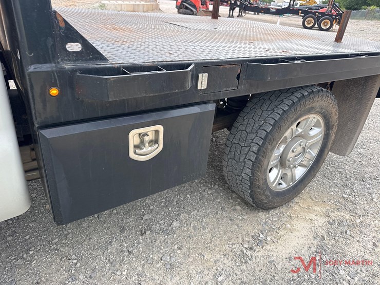 2012-ford-f250-xl-image-10