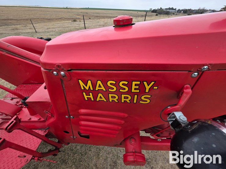 1941-massey-ferguson-81-image-10