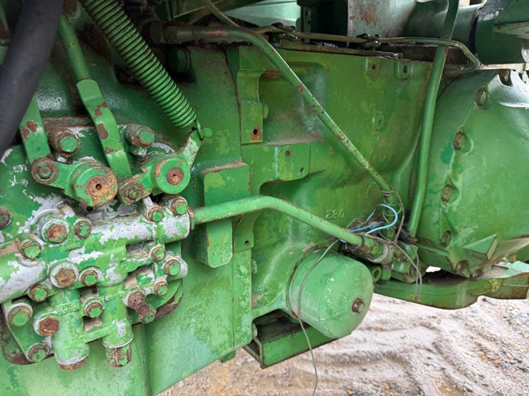 john-deere-4630-image-24