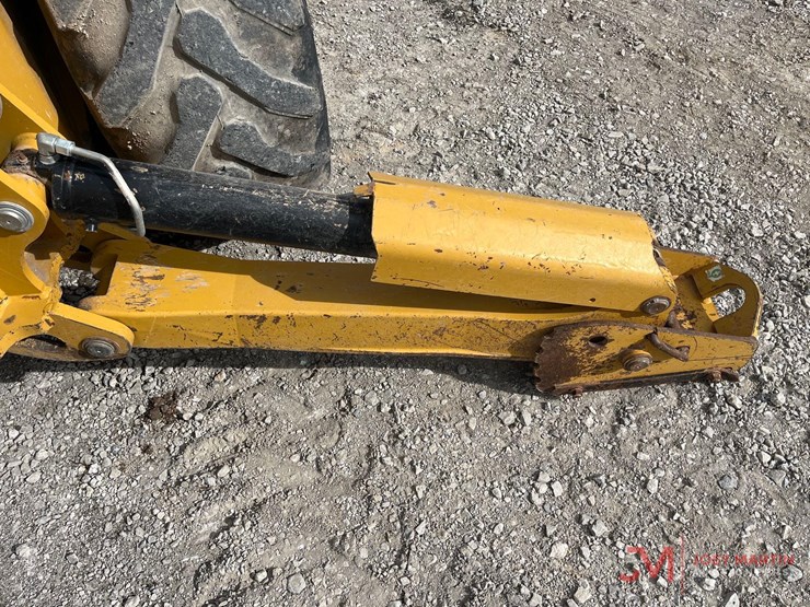 2021-caterpillar-420-xe-image-3