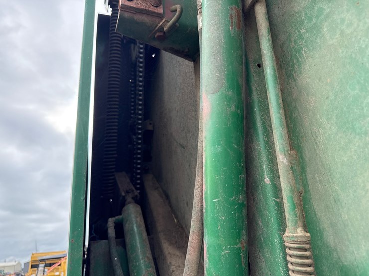 john-deere-435-image-18