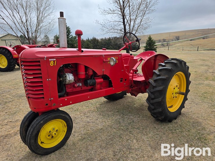 1941-massey-ferguson-81-image-1