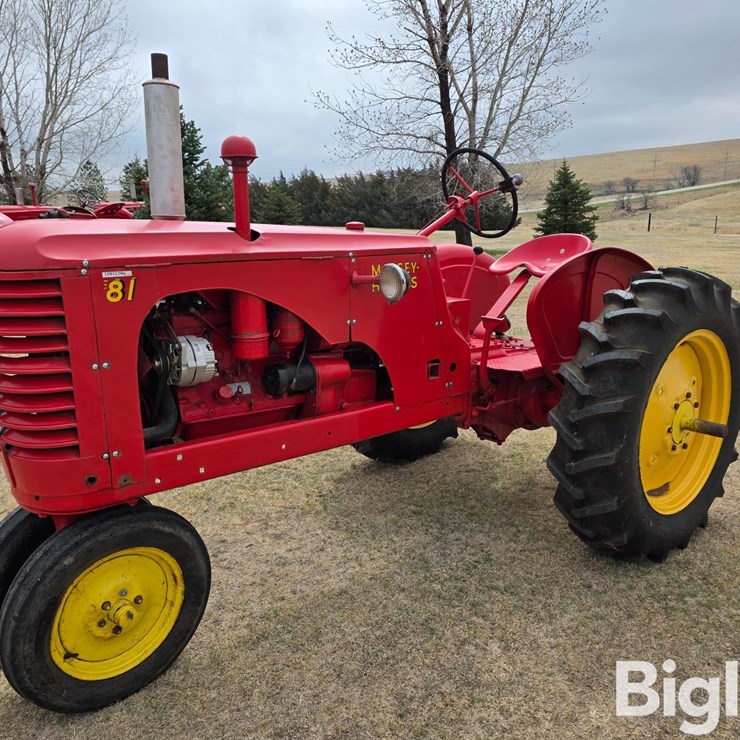 1941 MASSEY-FERGUSON 81