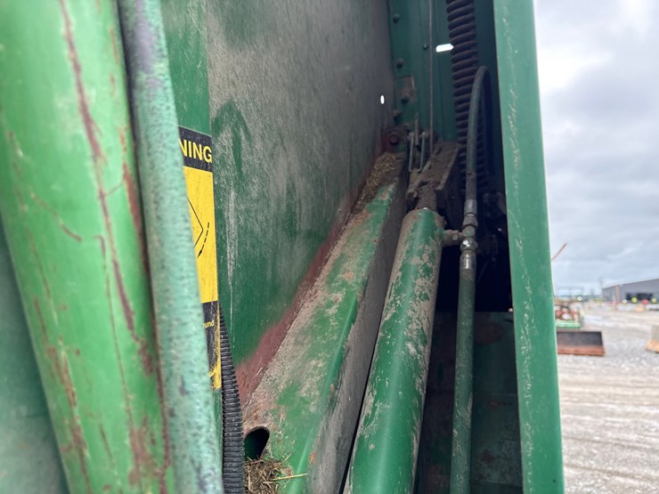 john-deere-435-image-32