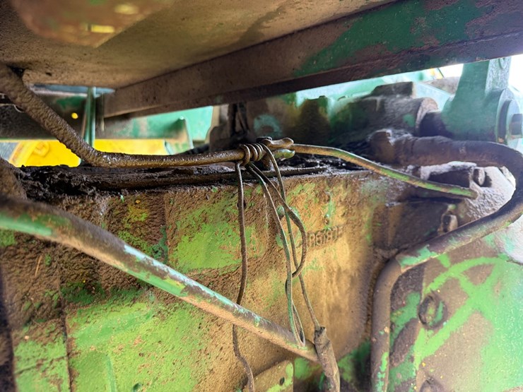 john-deere-4430-image-31