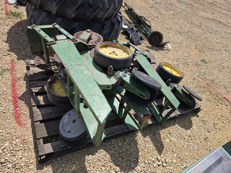 john-deere-7000-image-2