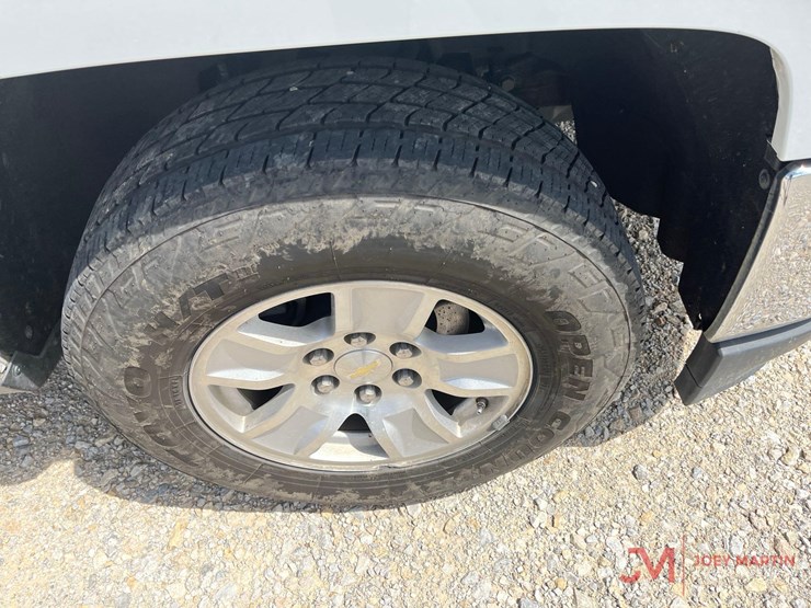 2019-chevrolet-silverado-1500-image-37