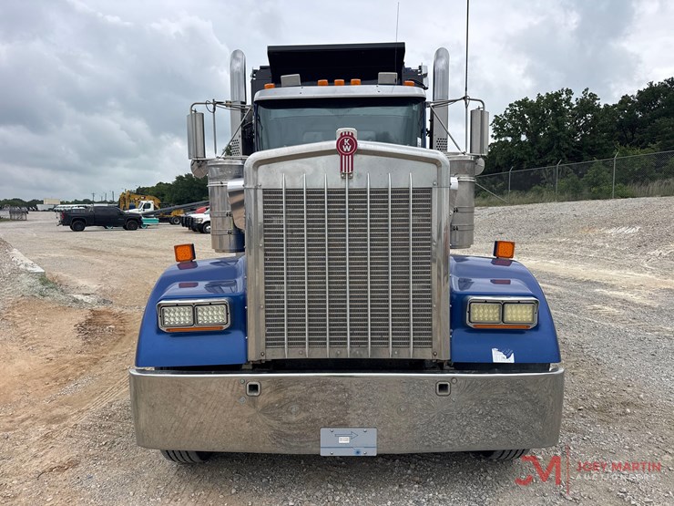 2008-kenworth-w900-image-5