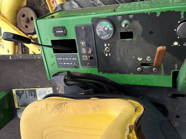 john-deere-f935-image-12