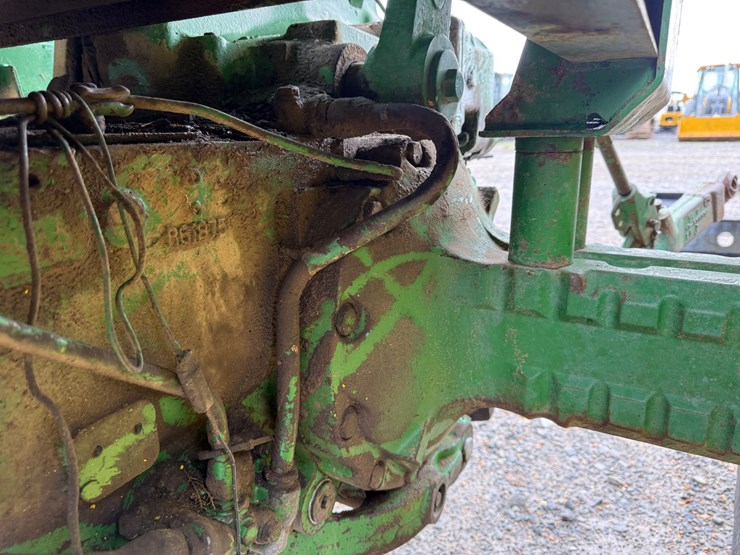 john-deere-4430-image-32