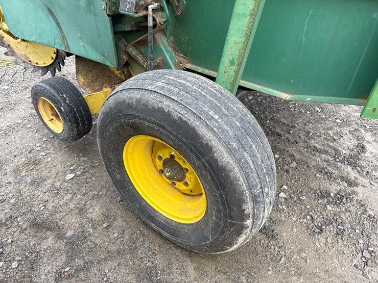 john-deere-435-image-25