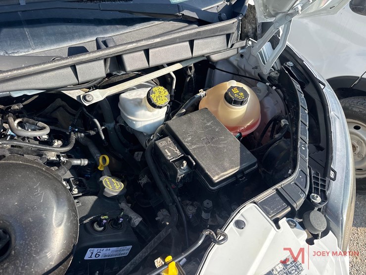 2019-ford-transit-image-25