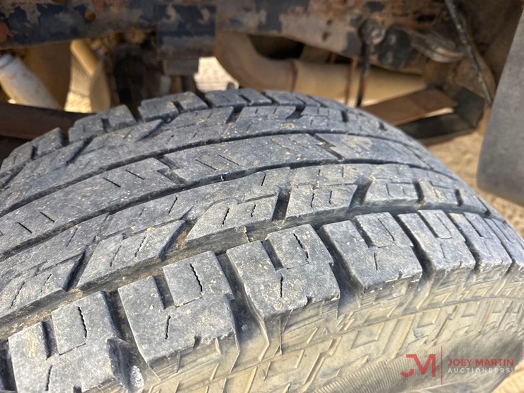 2004-ford-f250-image-13