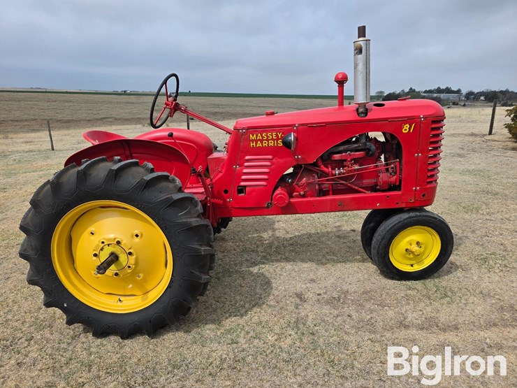 1941-massey-ferguson-81-image-4