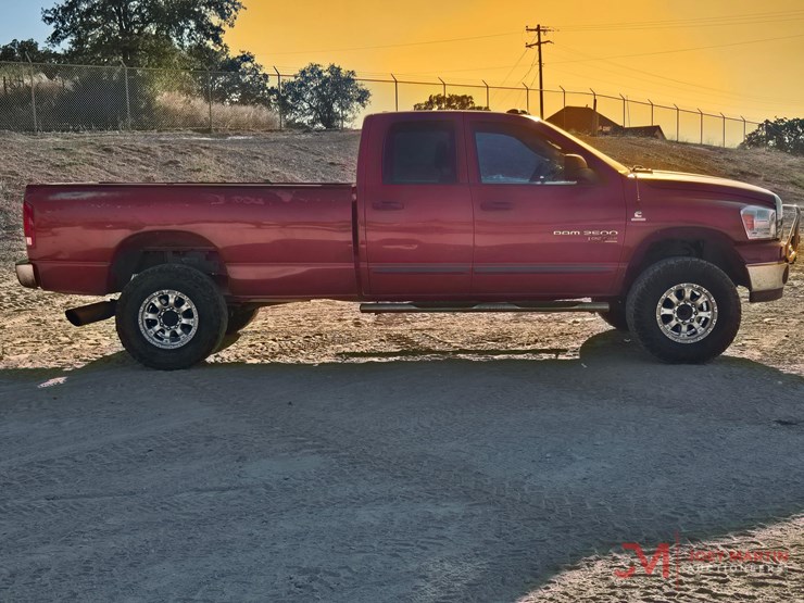 2006-dodge-ram-2500-image-2