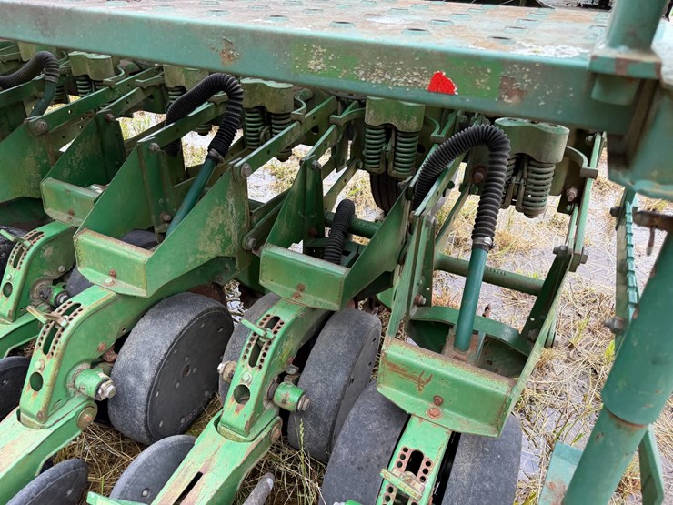 john-deere-530-image-13