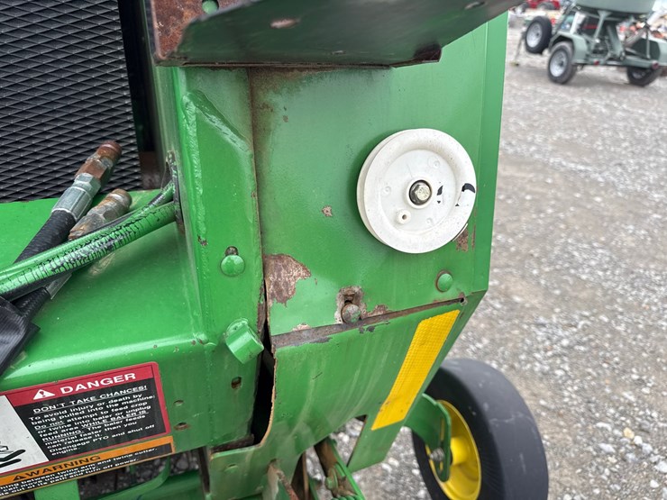 john-deere-458-image-21