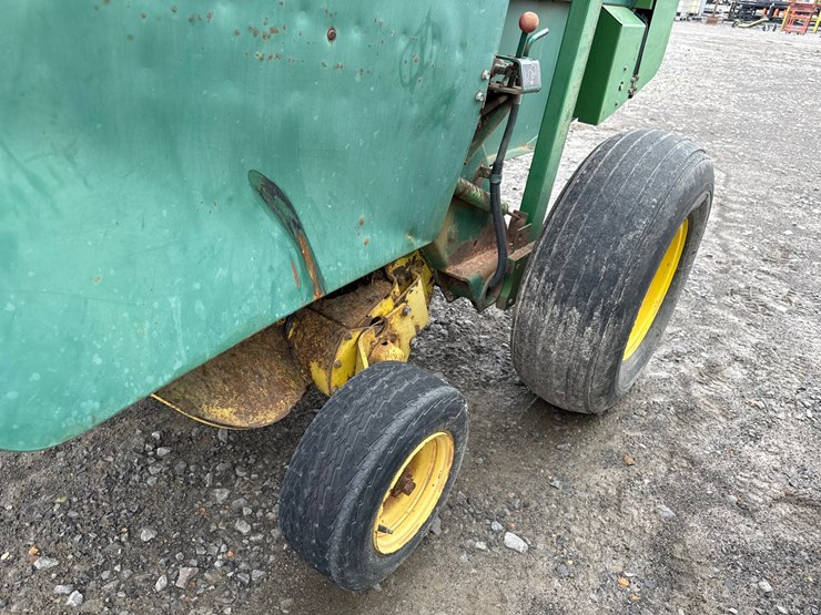 john-deere-435-image-24