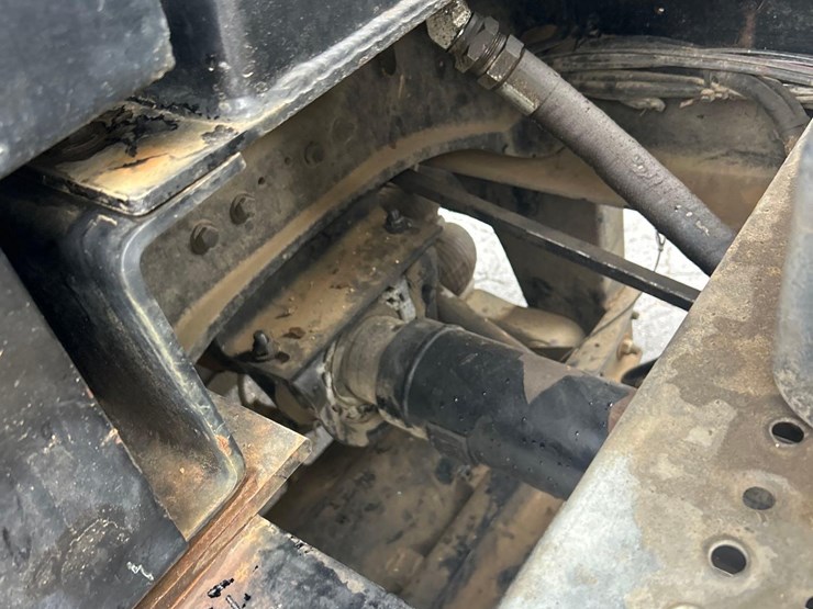 2024-kenworth-t880-image-13