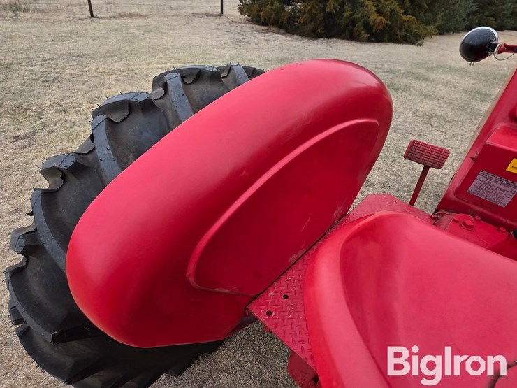 1941-massey-ferguson-81-image-14