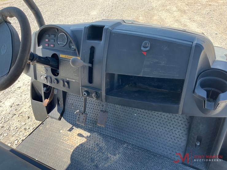 club-car-carryall-1700-image-7
