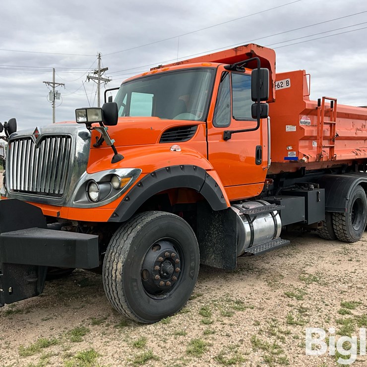 2016 INTERNATIONAL 7600