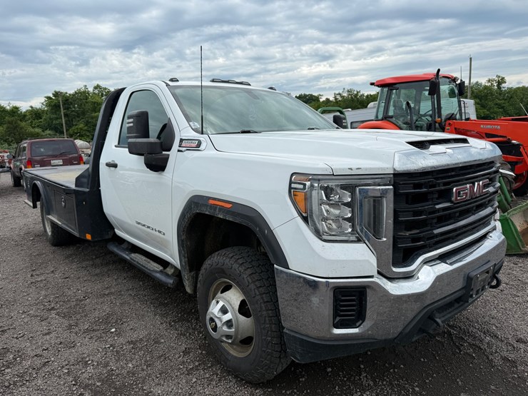 2021-gmc-3500-image-1