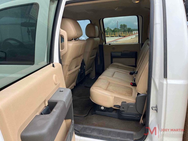 2012-ford-f350-image-25