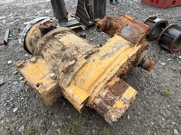 caterpillar-980b-image-13