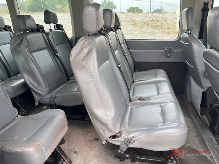 2019-ford-transit-image-7