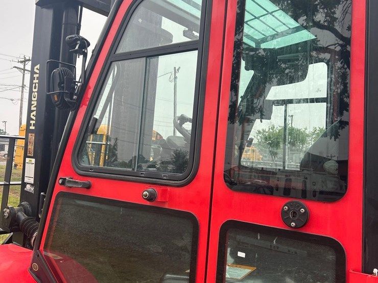 2022-hangcha-cpcd50-cw95c-rt4-4x4-11000lb-rough-terrain-forklift-image-8