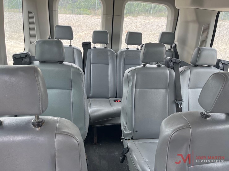 2019-ford-transit-image-9