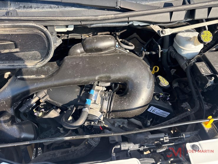 2019-ford-transit-image-24