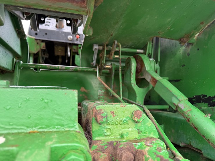 john-deere-4430-image-14