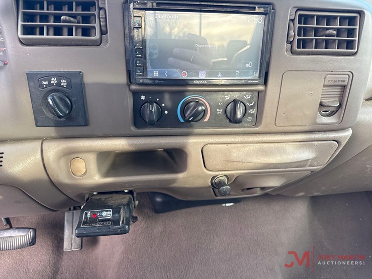 2004-ford-f250-image-29