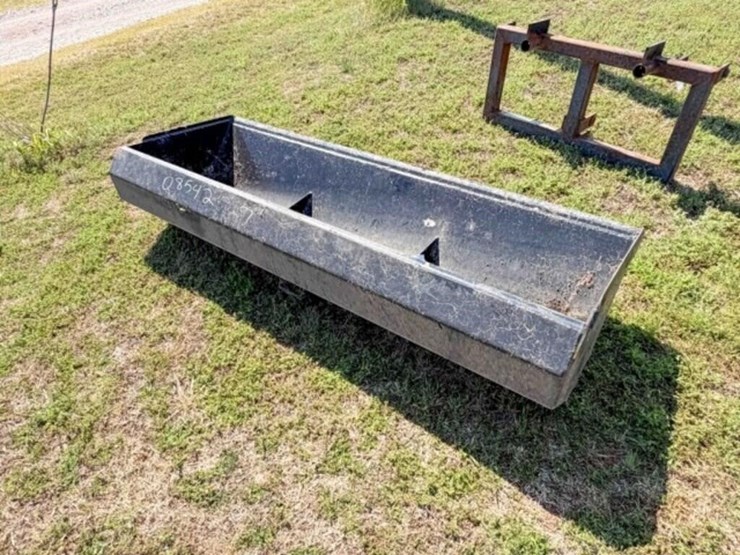 7’-loader-bucket-image-2