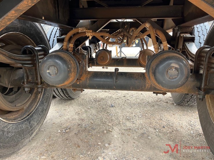 2023-manac-log-trailer-image-15