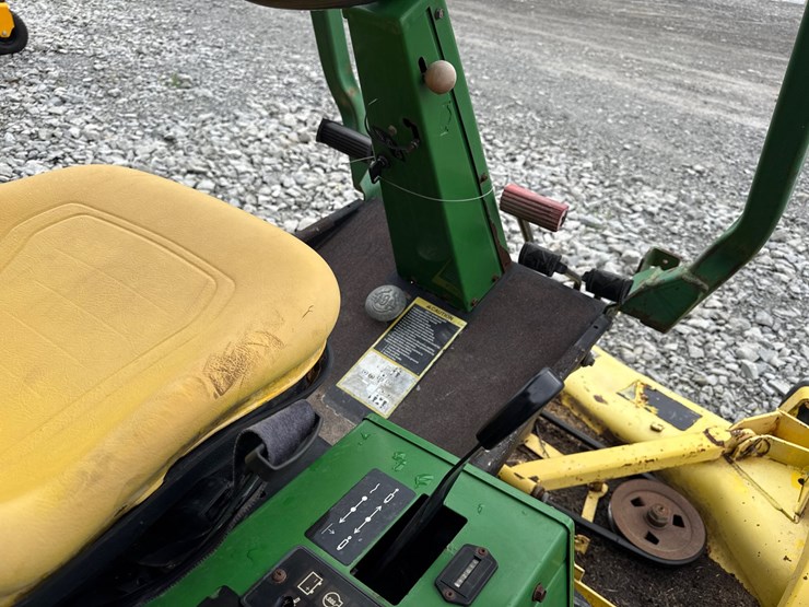 john-deere-f935-image-14