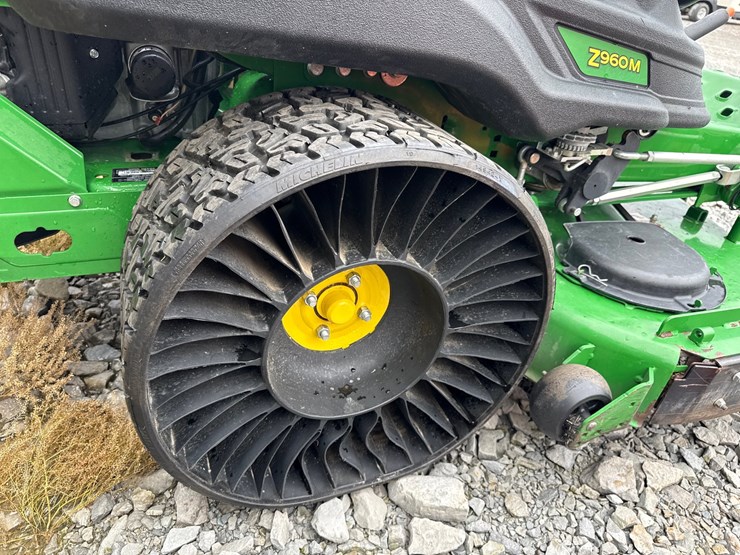 john-deere-z960m-image-4