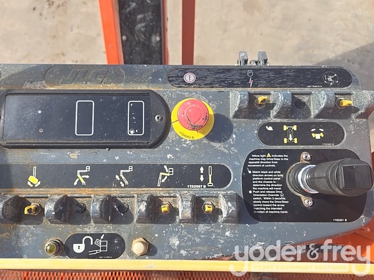 2021-jlg-660sj-image-23