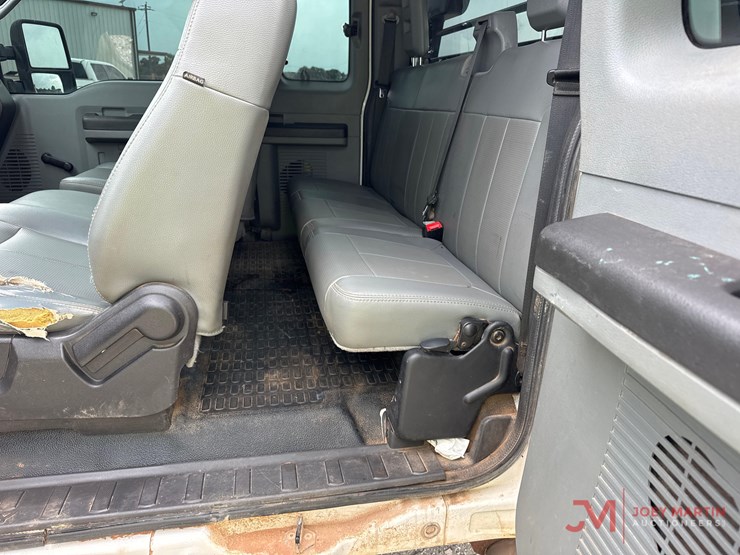 2012-ford-f250-xl-image-24